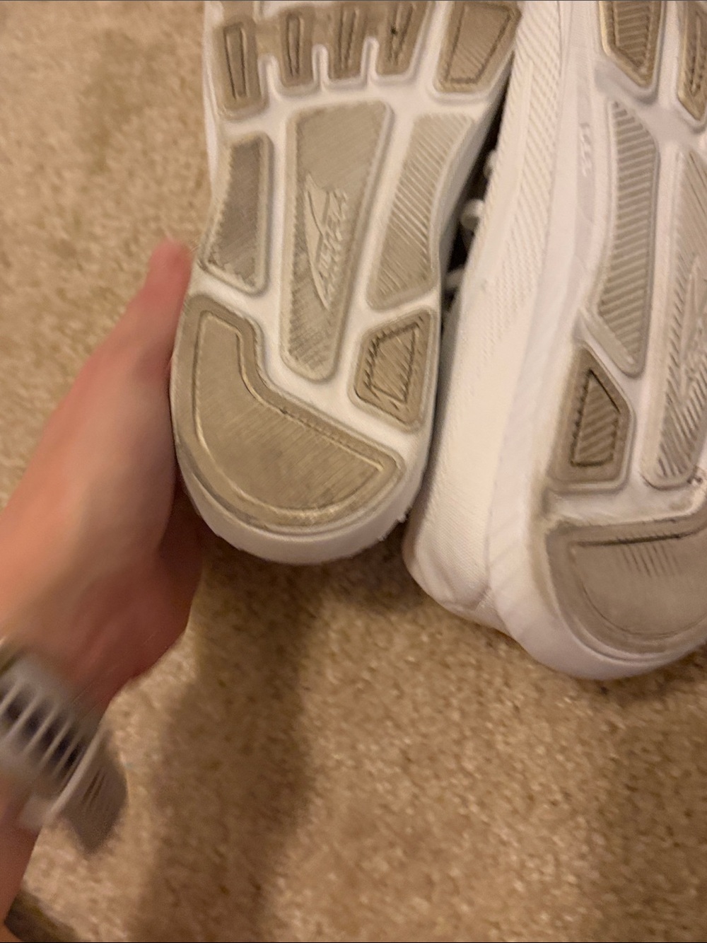 Altra Escalante 4 White Running Shoes with new insoles + box size 9.5 Women’s - Picture 6 of 8
